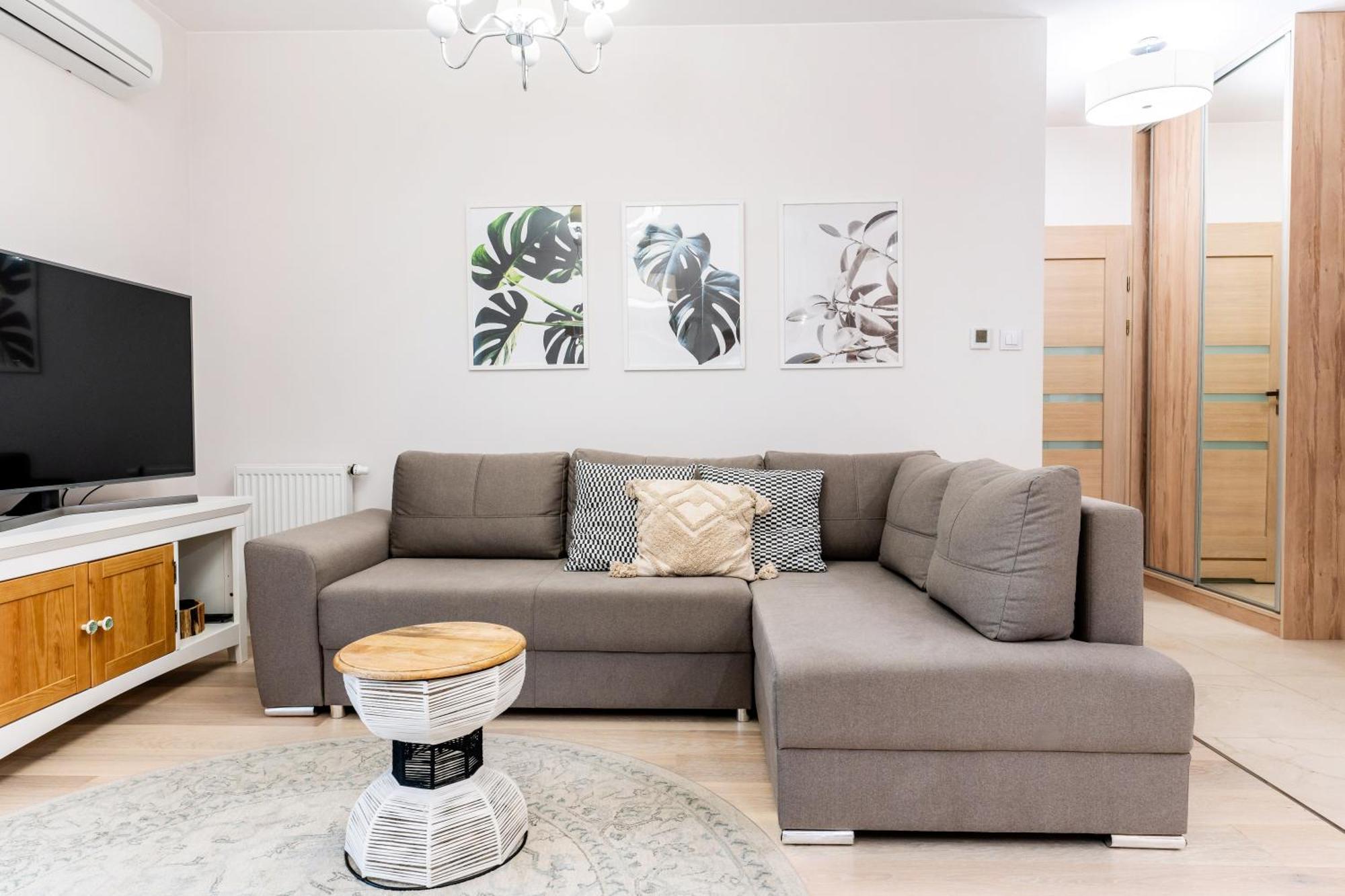 Apartment Marina Ilavia - Przy Jeziorze, Ogrodek, Garaz Podziemny, Klimatyzacja, 2xtv Z Netflix Ilawa